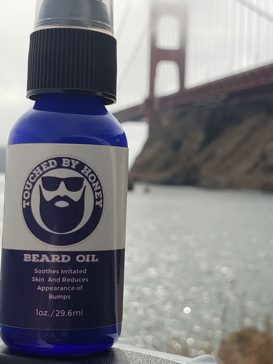 Beard oil used to treat itchy skin under the beard as well as deter shave bumps and  helps lighten skin